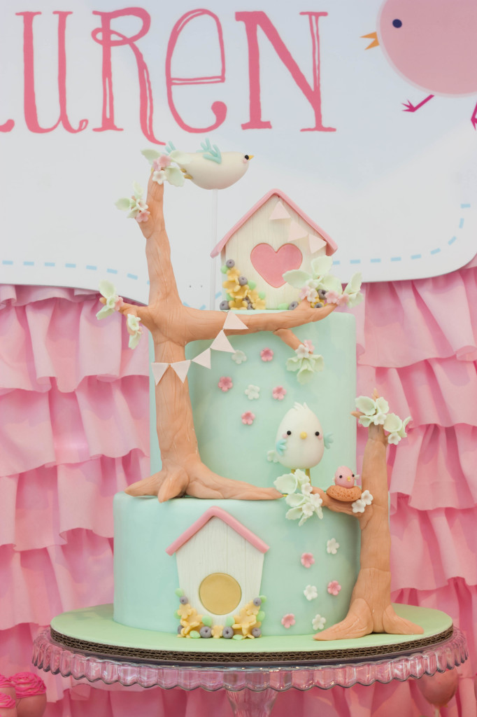 Shabby chic bird cake