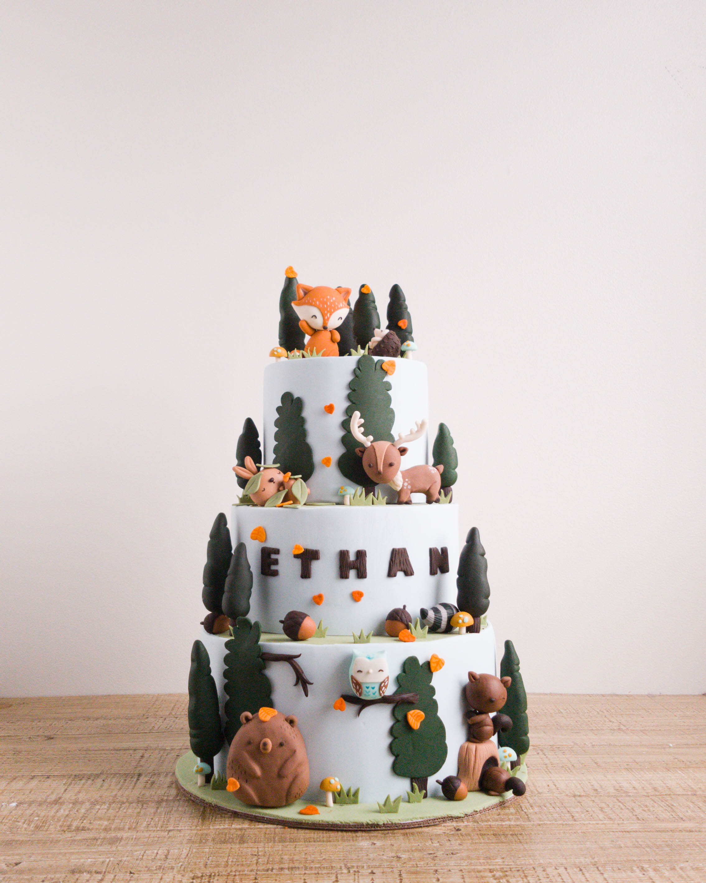 Forest Friends Cake | Cottontail Cake Studio