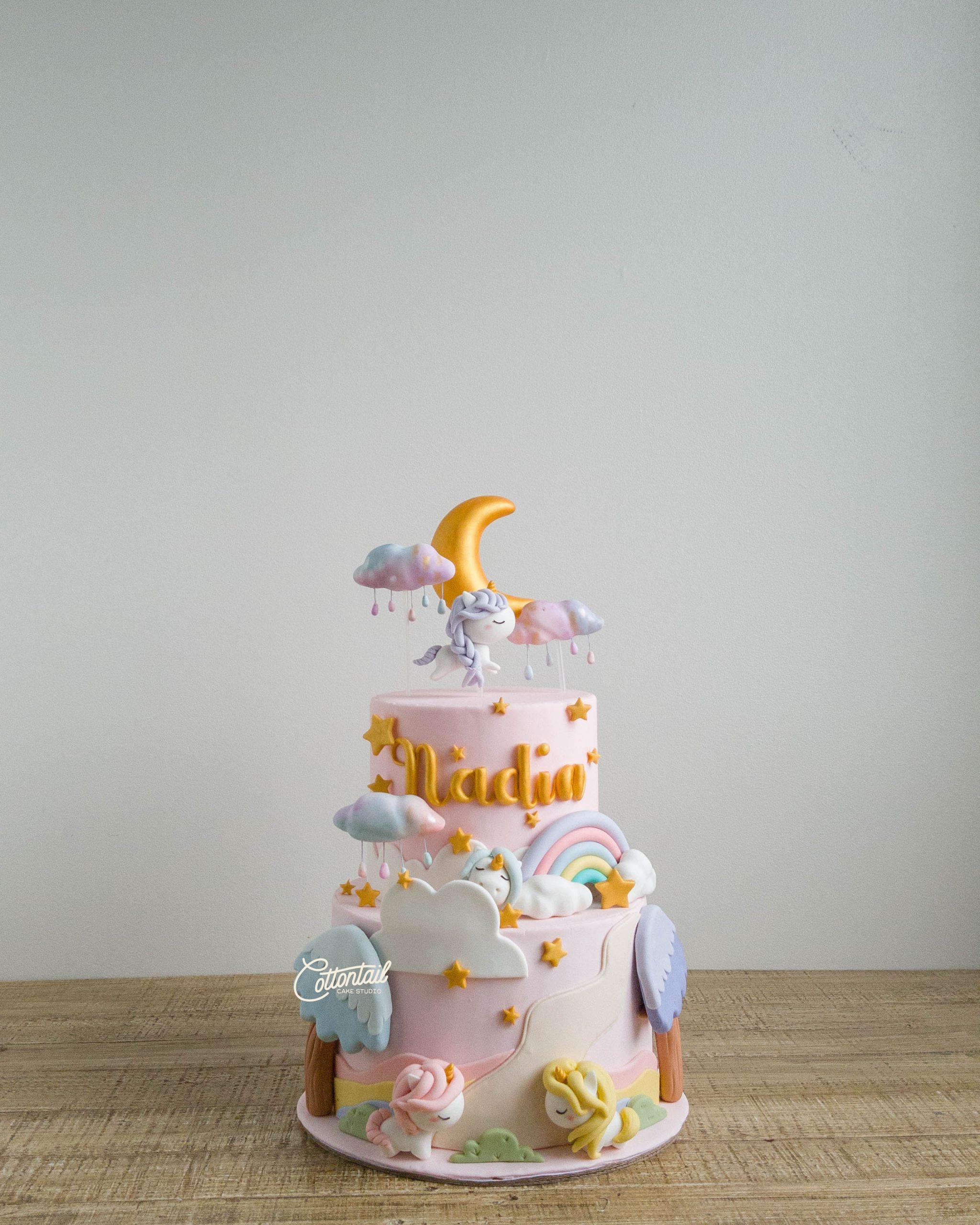 Unicorn Dreams - Cottontail Cake Studio